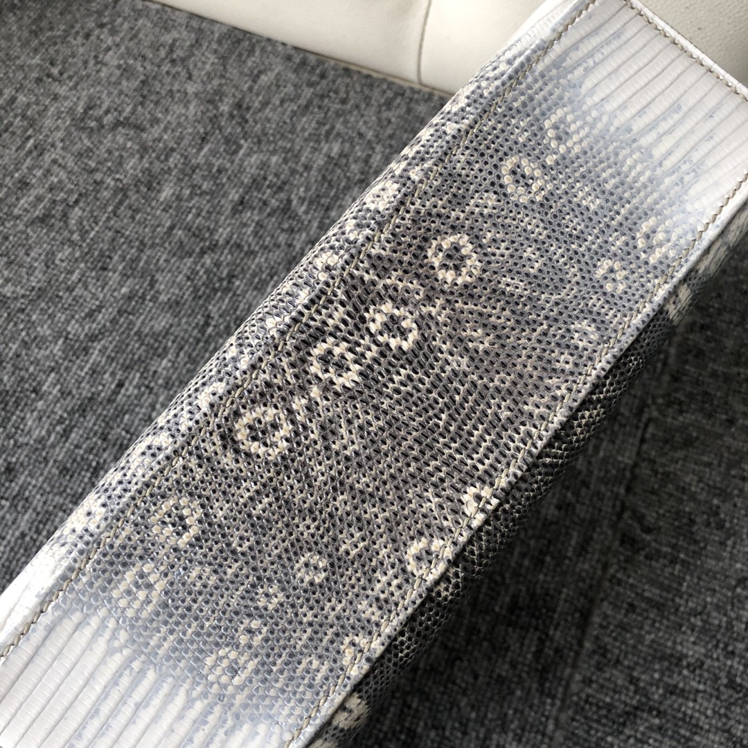 에르메스 미니 켈리백22 히말라야 은장 리자드 가죽